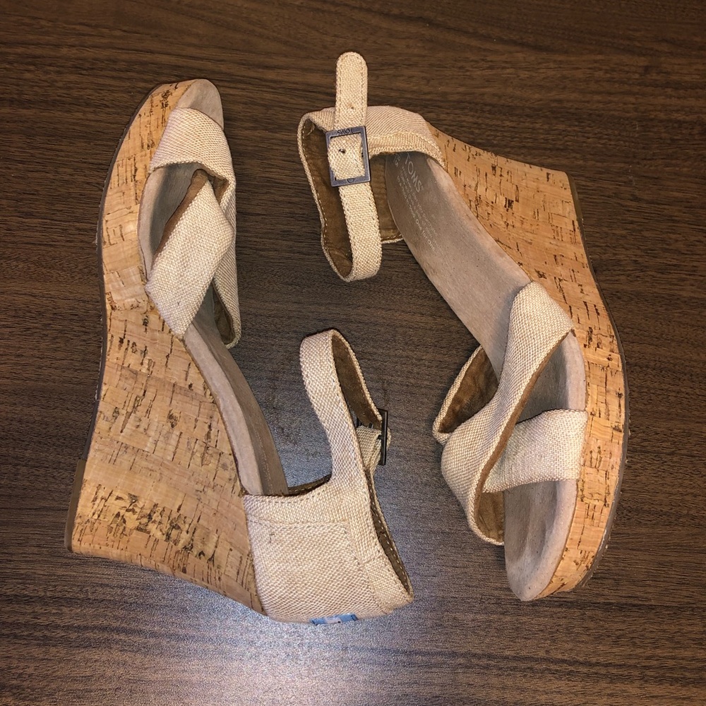 Toms Wedges
